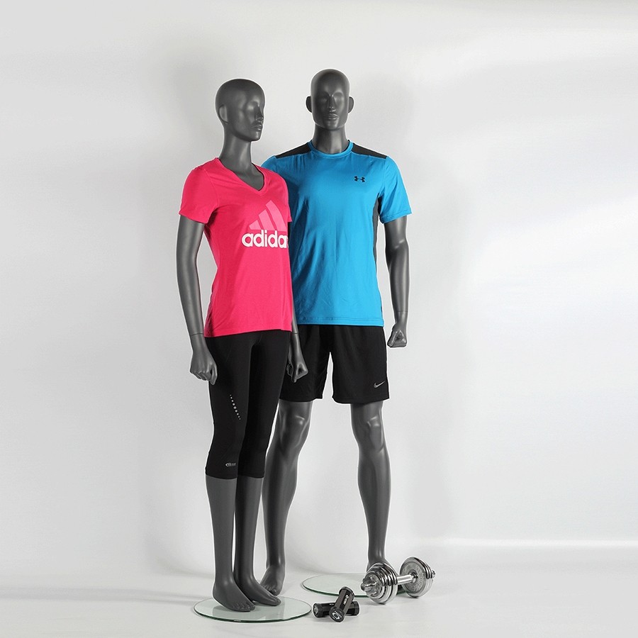 Sportliche Schaufensterpuppe Dame Sportliche Schaufensterpuppe Dame